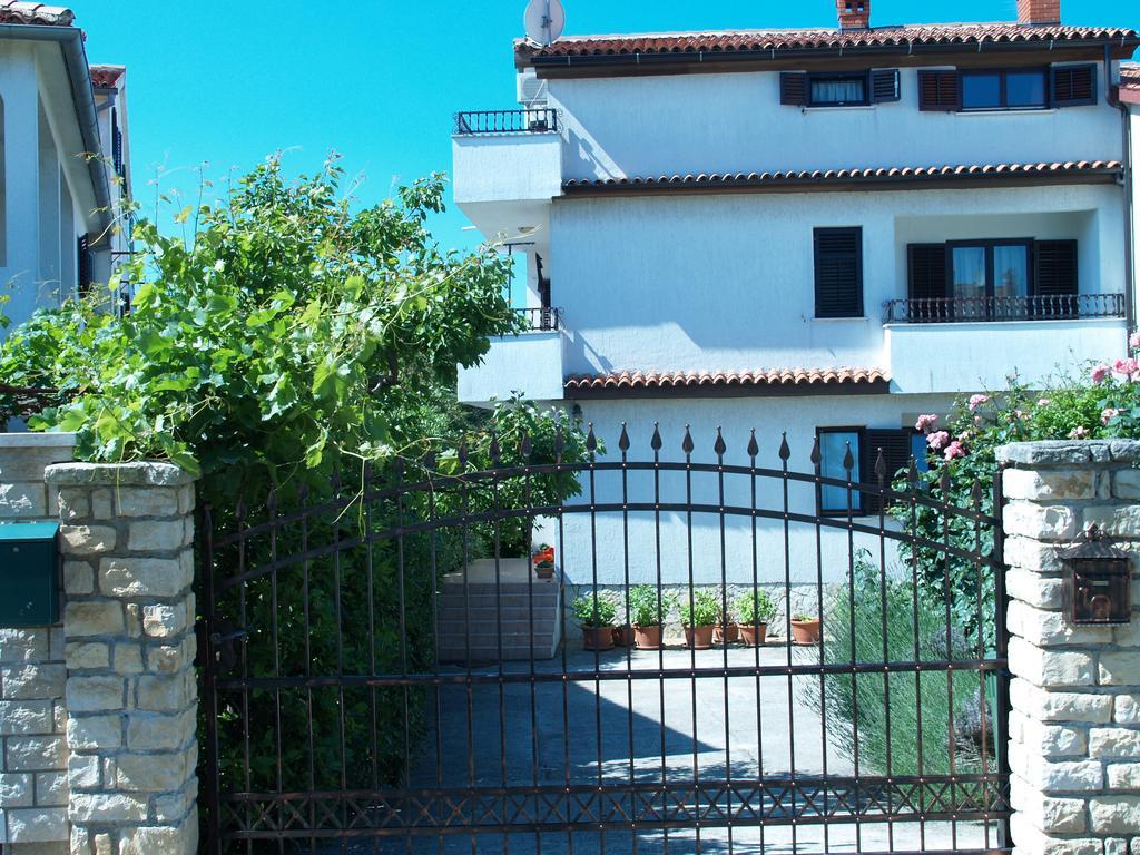 Apartments Frank Rovinj Bagian luar foto